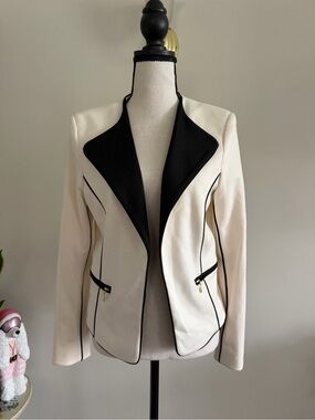 H&M Cream Blazer with Black Contrast Lapel and Piping